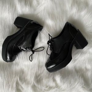 BEST ON CUNKY 90S GOTHIC PLATFORM HEALS